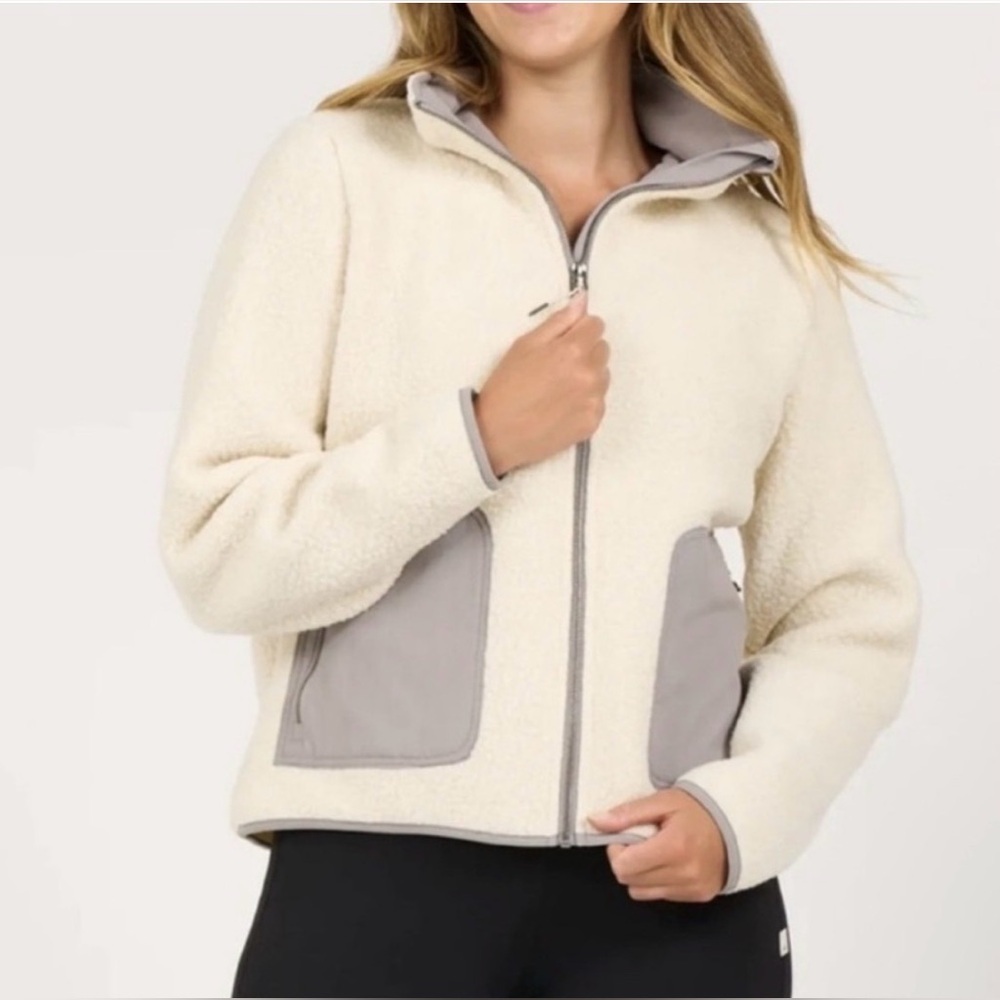 Vuori Alpine Sherpa Jacket Size Medium